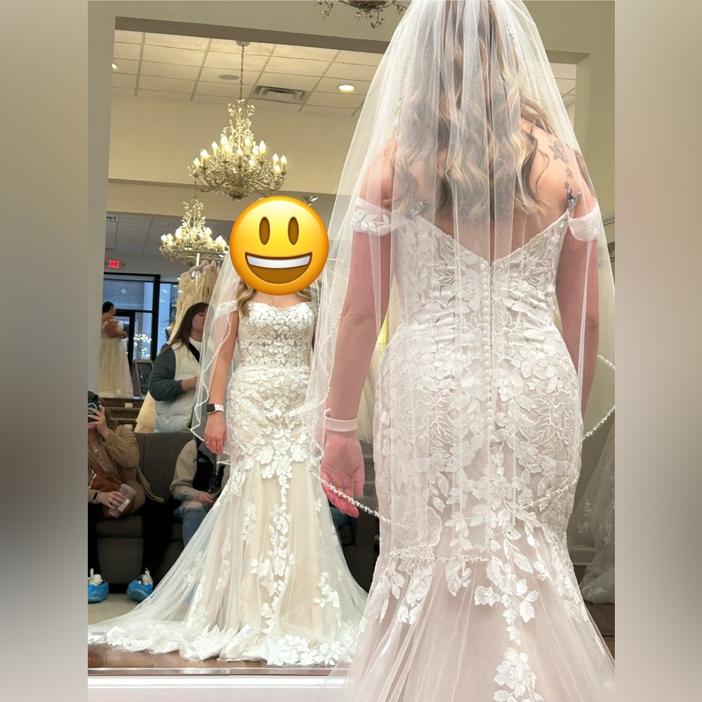 Maggie Sottero Ivory Wedding Gown - Picture 5 of 7